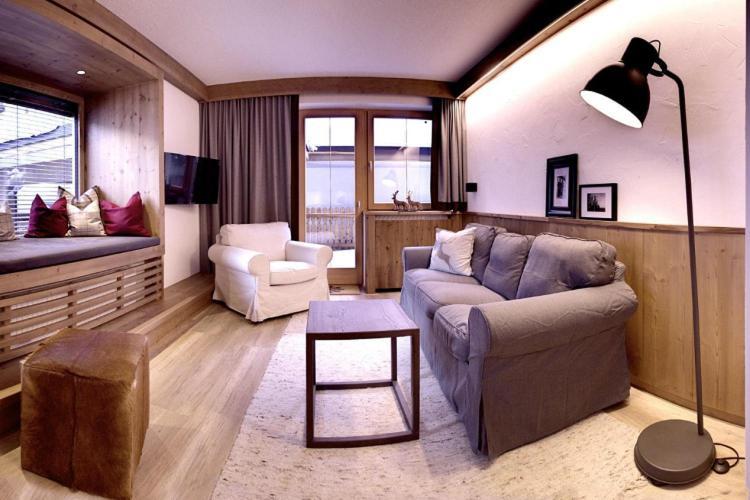 Apartamento Haus Lina Sankt Anton am Arlberg Exterior foto