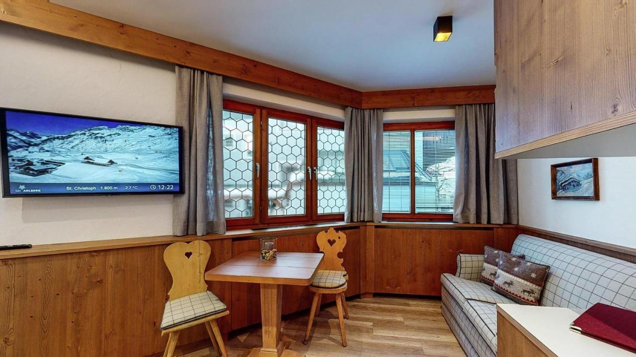 Apartamento Haus Lina Sankt Anton am Arlberg Exterior foto